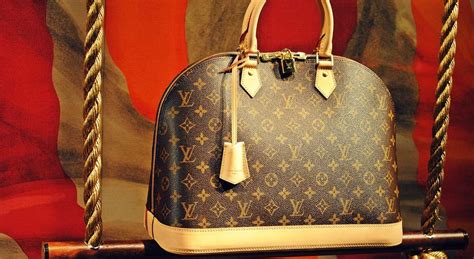 louis vuitton cosa c'è da sapere|Louis Vuitton store website.